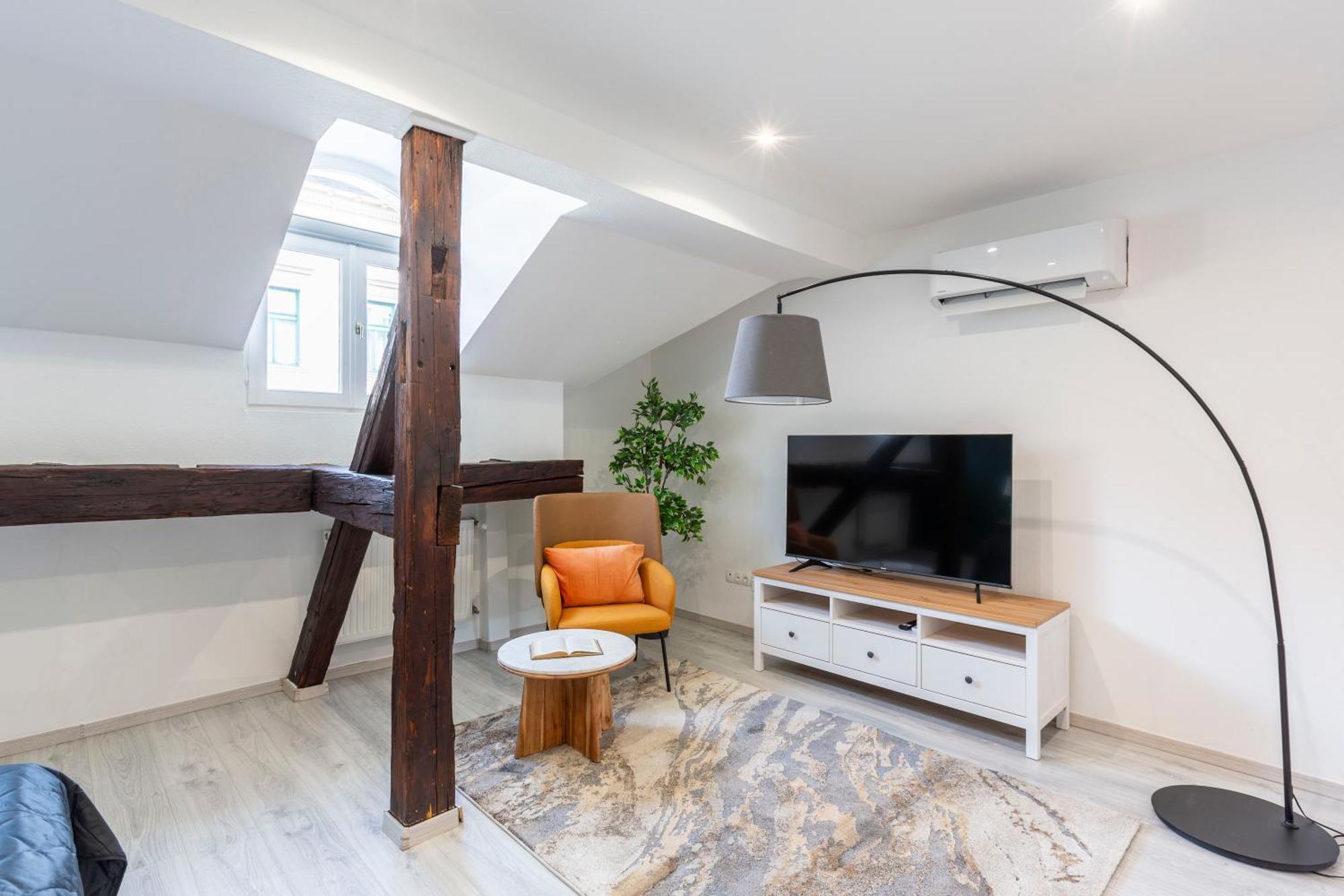 Rustic By Lh * Budapesta